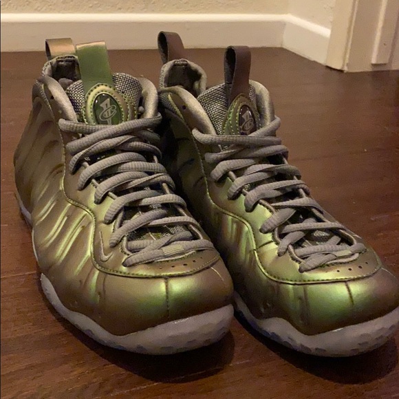 nike wmns air foamposite one